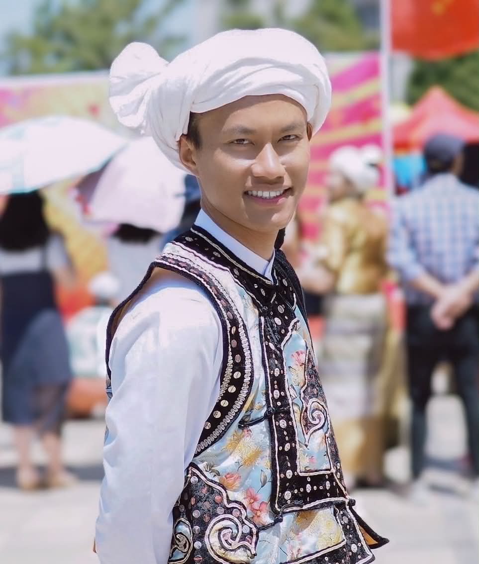 Associate Professor, Department of Biology, Faculty of Science, Chiang Mai  University